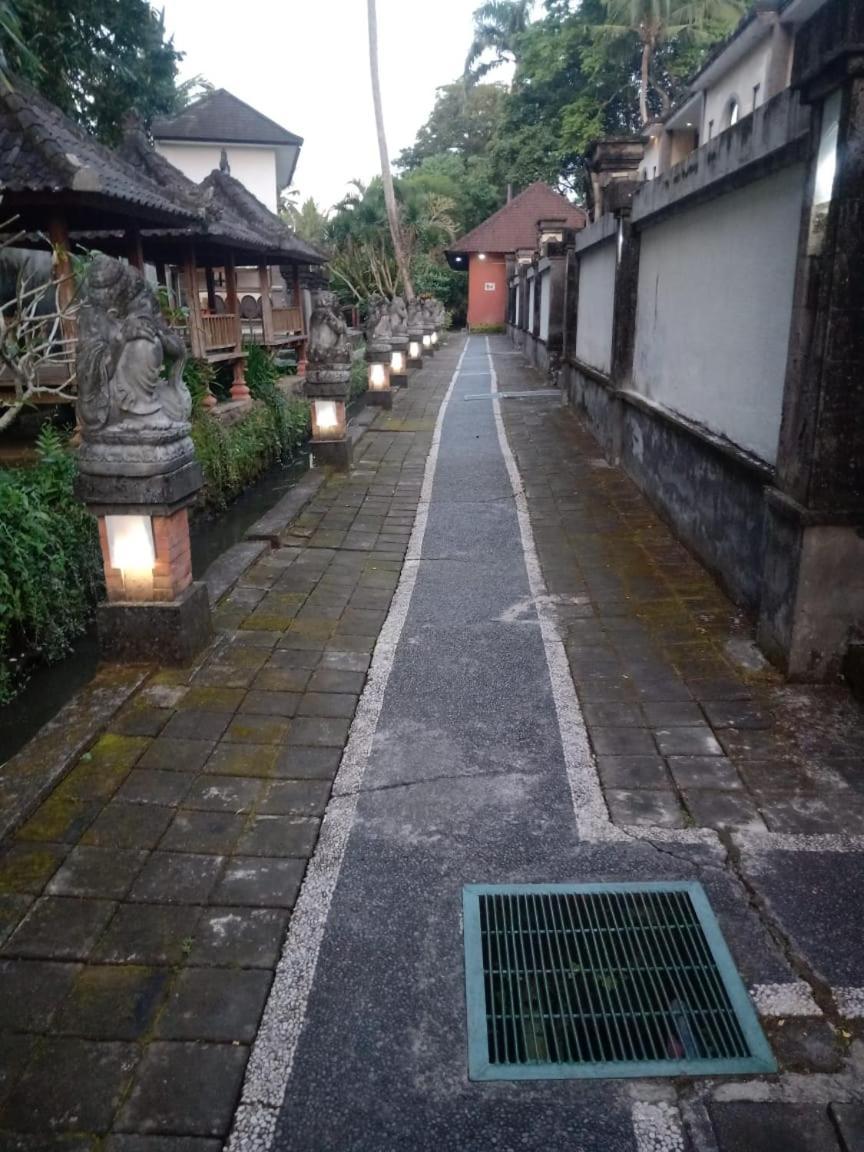 Purnama Fullmoon Resort อูบุด ภายนอก รูปภาพ